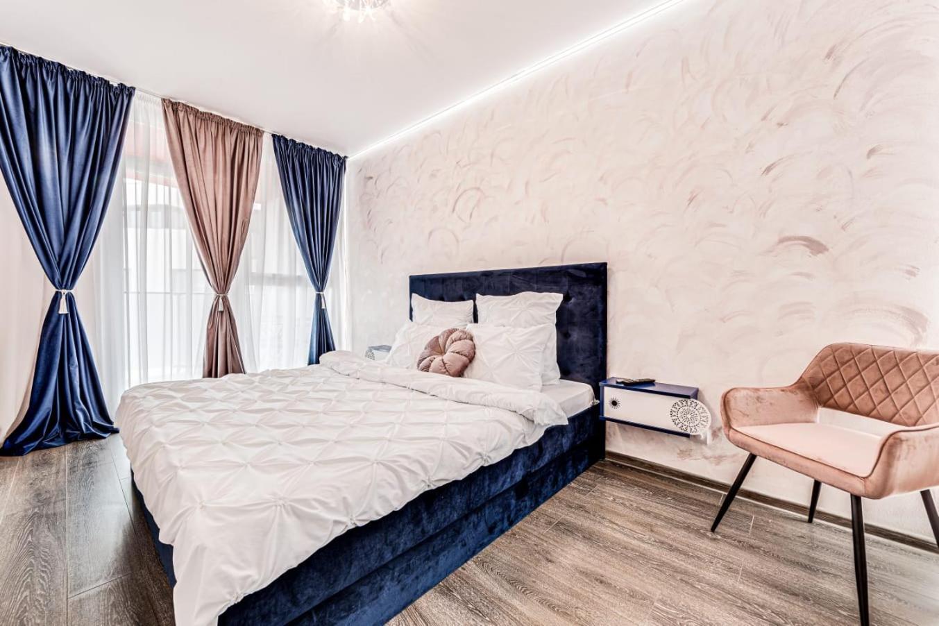 Ari Rose Apartment With Cozy Balcony Arad Exteriér fotografie